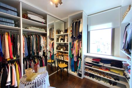 Apartamento para alugar com 338m², 5 quartos e 3 vagas Apartamento para alugar com 338m², 5 quartos e 3 vagasQuarto 3