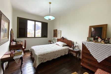 Apartamento para alugar com 338m², 5 quartos e 3 vagas Apartamento para alugar com 338m², 5 quartos e 3 vagasSuite 1