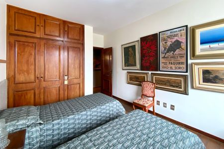 Apartamento para alugar com 338m², 5 quartos e 3 vagas Apartamento para alugar com 338m², 5 quartos e 3 vagasQuarto 4