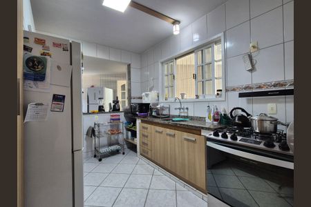Apartamento à venda com 225m², 3 quartos e 4 vagas