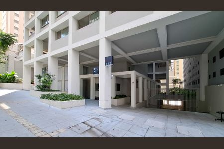 Studio à venda com 28m², 1 quarto e sem vaga Studio à venda com 28m², 1 quarto e sem vagaFachada do Prédio