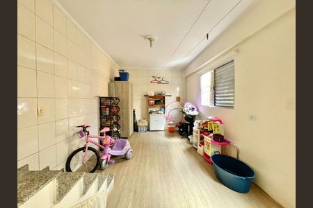 Casa à venda com 245m², 4 quartos e 3 vagasFoto 24