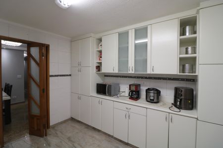 Casa à venda com 250m², 4 quartos e 2 vagasCozinha