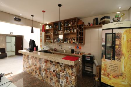 Casa à venda com 250m², 4 quartos e 2 vagasÁrea gourmet