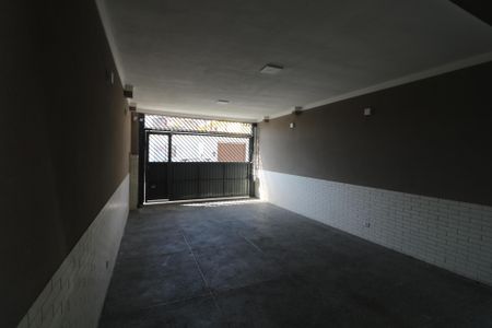 Casa à venda com 250m², 4 quartos e 2 vagasGaragem