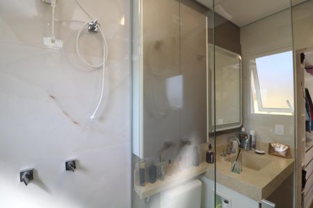 Casa à venda com 250m², 4 quartos e 2 vagasBanheiro da Suíte