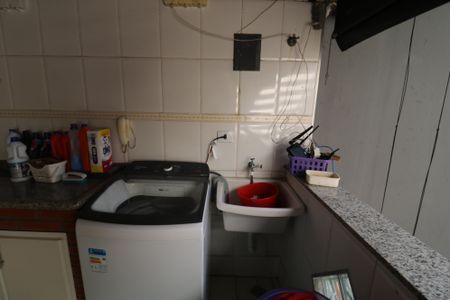 Casa à venda com 250m², 4 quartos e 2 vagasÁrea de Serviço