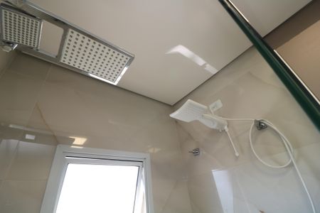 Casa à venda com 250m², 4 quartos e 2 vagasBanheiro da Suíte