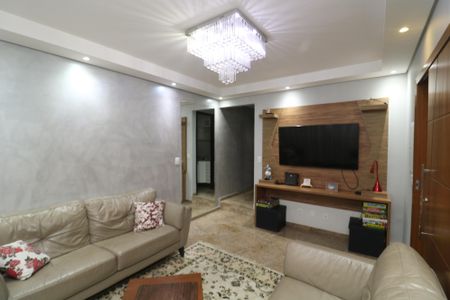 Casa à venda com 250m², 4 quartos e 2 vagasSala