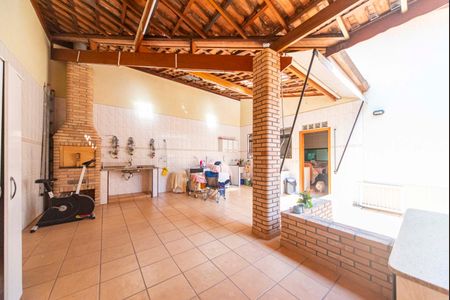 Casa à venda com 300m², 3 quartos e 4 vagas Casa à venda com 300m², 3 quartos e 4 vagasÁrea Gourmet