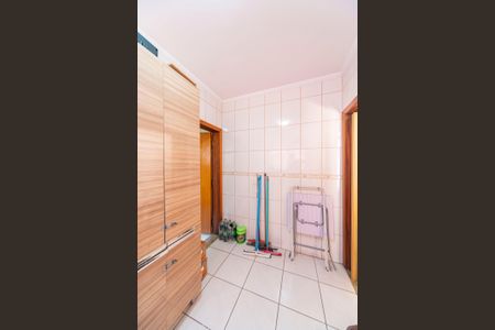 Casa à venda com 300m², 3 quartos e 4 vagas Casa à venda com 300m², 3 quartos e 4 vagasQuarto de serviço