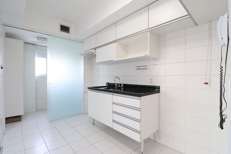 Apartamento para alugar com 93m², 2 quartos e 2 vagasCozinha e Área de Serviço