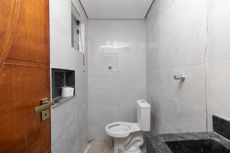 Casa para alugar com 180m², 4 quartos e 2 vagas Casa para alugar com 180m², 4 quartos e 2 vagasBanheiro Social