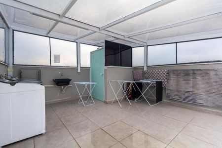 Apartamento para alugar com 35m², 2 quartos e sem vagaÁrea comum - Lavanderia