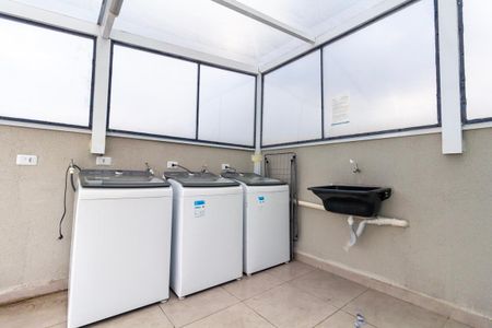 Apartamento para alugar com 35m², 2 quartos e sem vagaÁrea comum - Lavanderia