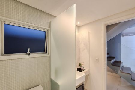 Casa à venda com 420m², 4 quartos e 3 vagas Casa à venda com 420m², 4 quartos e 3 vagasLavabo