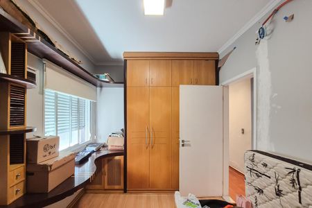 Casa à venda com 420m², 4 quartos e 3 vagas Casa à venda com 420m², 4 quartos e 3 vagasQuarto 2