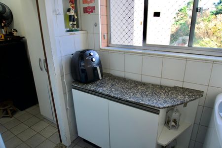 Apartamento à venda com 98m², 3 quartos e 1 vagaÁrea de Serviço