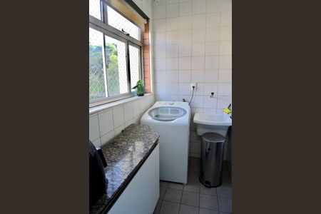 Apartamento à venda com 98m², 3 quartos e 1 vagaÁrea de Serviço