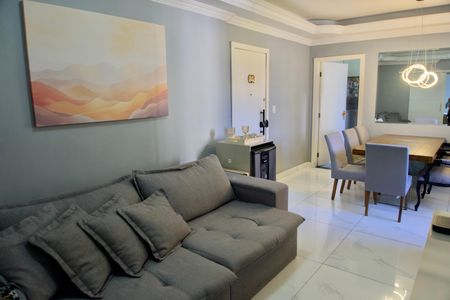 Apartamento à venda com 98m², 3 quartos e 1 vagaSala