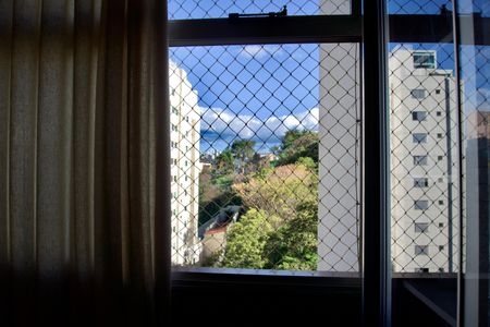 Sala - Janela de apartamento à venda com 3 quartos, 98m² em Luxemburgo, Belo Horizonte