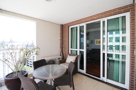 Varanda de apartamento para alugar com 2 quartos, 60m² em Vila Olímpia, São Paulo