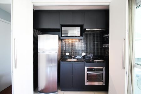 Apartamento para alugar com 60m², 2 quartos e 2 vagas Apartamento para alugar com 60m², 2 quartos e 2 vagasCozinha