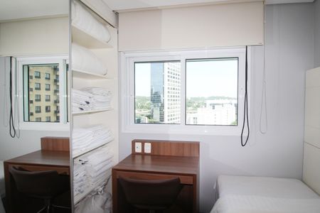 Apartamento para alugar com 60m², 2 quartos e 2 vagas Apartamento para alugar com 60m², 2 quartos e 2 vagasQuarto