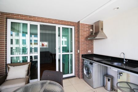 Apartamento para alugar com 60m², 2 quartos e 2 vagas Apartamento para alugar com 60m², 2 quartos e 2 vagasVaranda