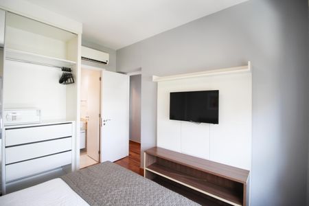 Apartamento para alugar com 60m², 2 quartos e 2 vagas Apartamento para alugar com 60m², 2 quartos e 2 vagasSuíte