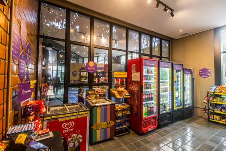 Apartamento à venda com 55m², 1 quarto e 1 vaga Apartamento à venda com 55m², 1 quarto e 1 vagaMercado