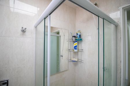 Apartamento à venda com 56m², 2 quartos e 1 vagaBANHEIRO