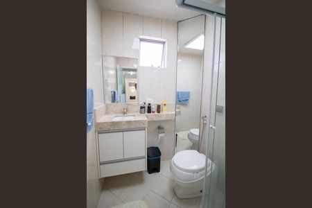 Apartamento à venda com 56m², 2 quartos e 1 vagaBANHEIRO