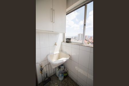 Apartamento à venda com 56m², 2 quartos e 1 vagaÁREA DE SERVIÇO