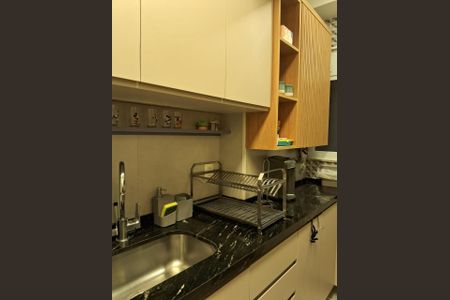 Apartamento à venda com 80m², 2 quartos e 2 vagasFoto 08