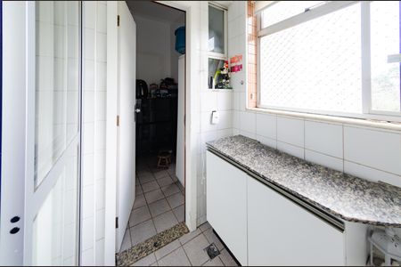 Apartamento à venda com 100m², 3 quartos e 1 vagaÁrea de serviço