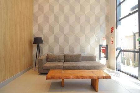 Apartamento à venda com 61m², 1 quarto e sem vagaHall social