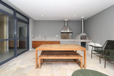 Apartamento à venda com 61m², 1 quarto e sem vagaÁrea comum - Churrasqueira