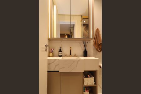 Apartamento à venda com 61m², 1 quarto e sem vagaBanheiro da Suíte