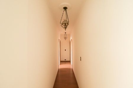 Corredor de casa para alugar com 3 quartos, 300m² em Jardim Franca, São Paulo