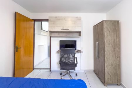 Quarto de kitnet/studio para alugar com 1 quarto, 28m² em Bosque da Saúde, São Paulo
