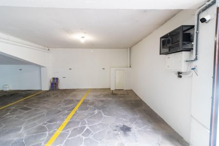 Garagem de apartamento à venda com 1 quarto, 42m² em Menino Deus, Porto Alegre