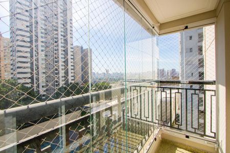 Apartamento para alugar com 400m², 3 quartos e 3 vagas Apartamento para alugar com 400m², 3 quartos e 3 vagasVaranda do quarto 1