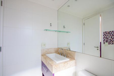 Apartamento para alugar com 400m², 3 quartos e 3 vagas Apartamento para alugar com 400m², 3 quartos e 3 vagasBanheiro do quarto 2