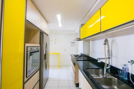 Apartamento para alugar com 400m², 3 quartos e 3 vagas Apartamento para alugar com 400m², 3 quartos e 3 vagasCozinha