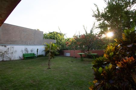 Casa de condomínio para alugar com 185m², 3 quartos e 4 vagas