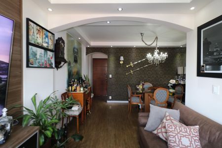 Apartamento à venda com 84m², 3 quartos e 1 vagaSala