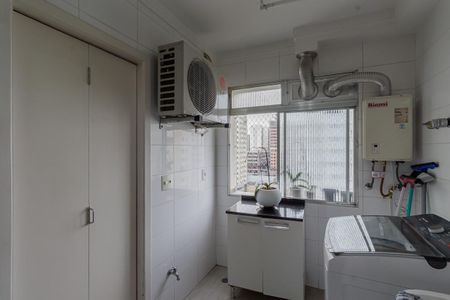 Apartamento para alugar com 89m², 2 quartos e 1 vaga Apartamento para alugar com 89m², 2 quartos e 1 vagaCozinha e Área de Serviço