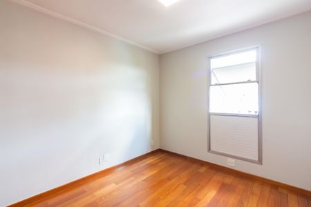 Apartamento à venda com 92m², 3 quartos e 2 vagas Apartamento à venda com 92m², 3 quartos e 2 vagasQuarto 1