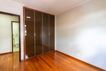 Apartamento à venda com 92m², 3 quartos e 2 vagas Apartamento à venda com 92m², 3 quartos e 2 vagasQuarto 1